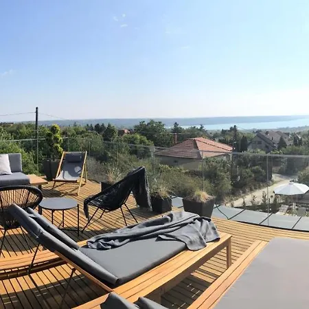 Skyline Apartament *