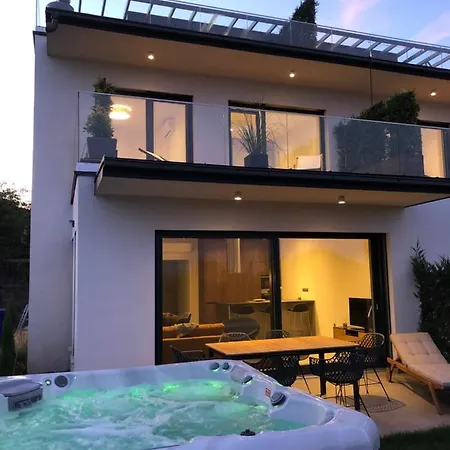 Skyline Apartament Balatonalmádi