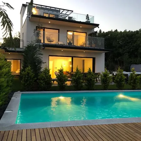 Skyline Apartament *